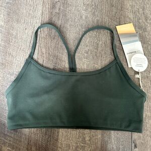 Vuori AllTheFeels Bra – Green – Size Medium – NWT (New With Tags)